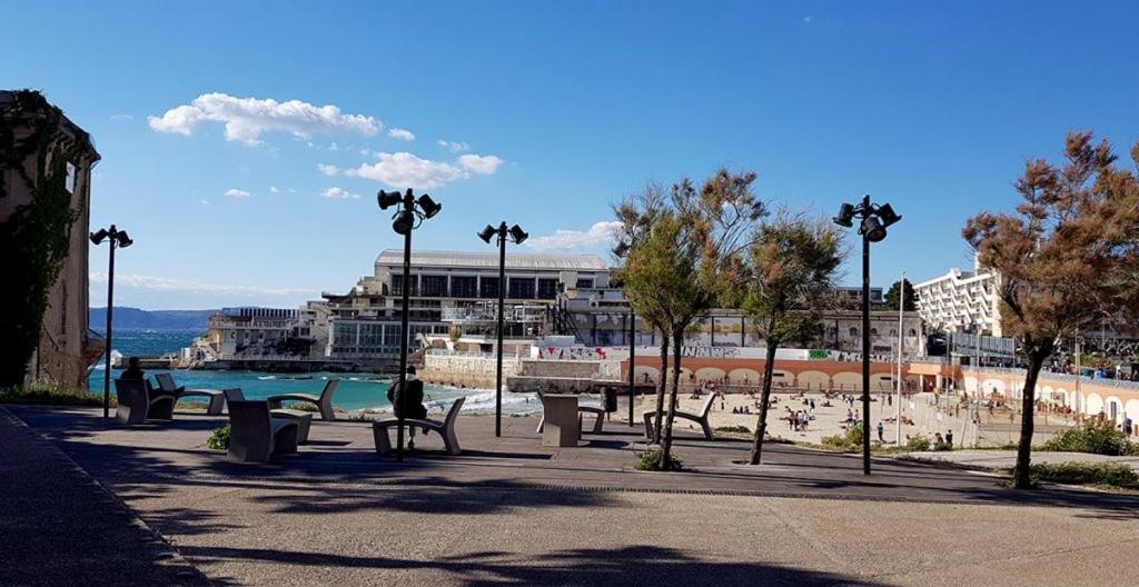 T1 Moderne Plage Des Catalans Marseille Bagian luar foto